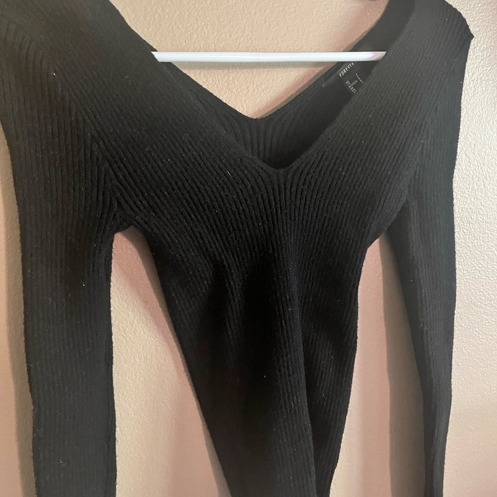 Forever 21 tight fitting black sweater